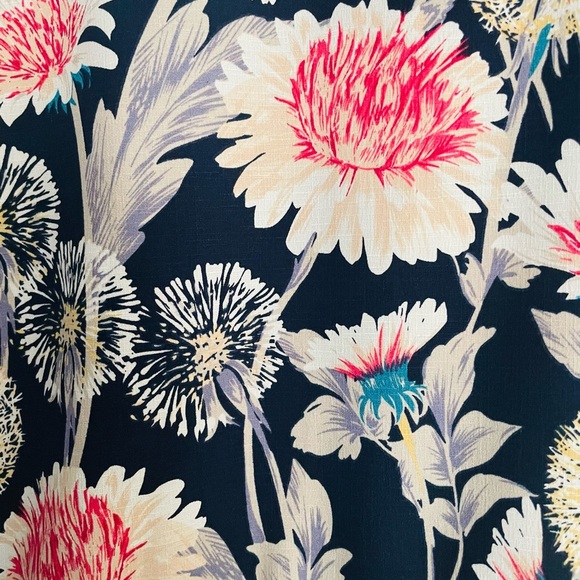 Floral Print Blouse with Pink and White Flowers Size Small - Picture 3 of 6